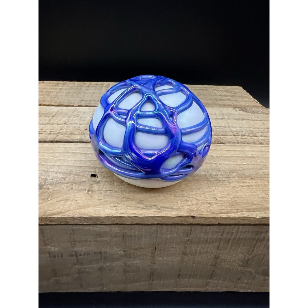 Gibson Art Glass Milk Carnival Paperweight With Applied Blue Strings 1991